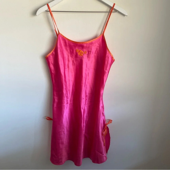 tesoro Other - Vintage Y2K Tesoro pink satin chemise/slip size small
